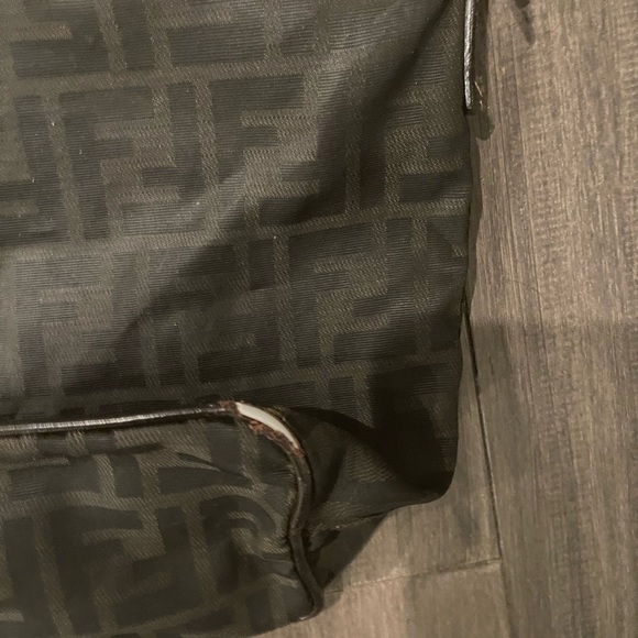 Handbag - Picture 7 of 11